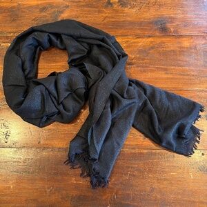 New NORDSTROM Black w/ Metallic Gold Eyelash Fringe Lightweight Shawl Wrap Scarf